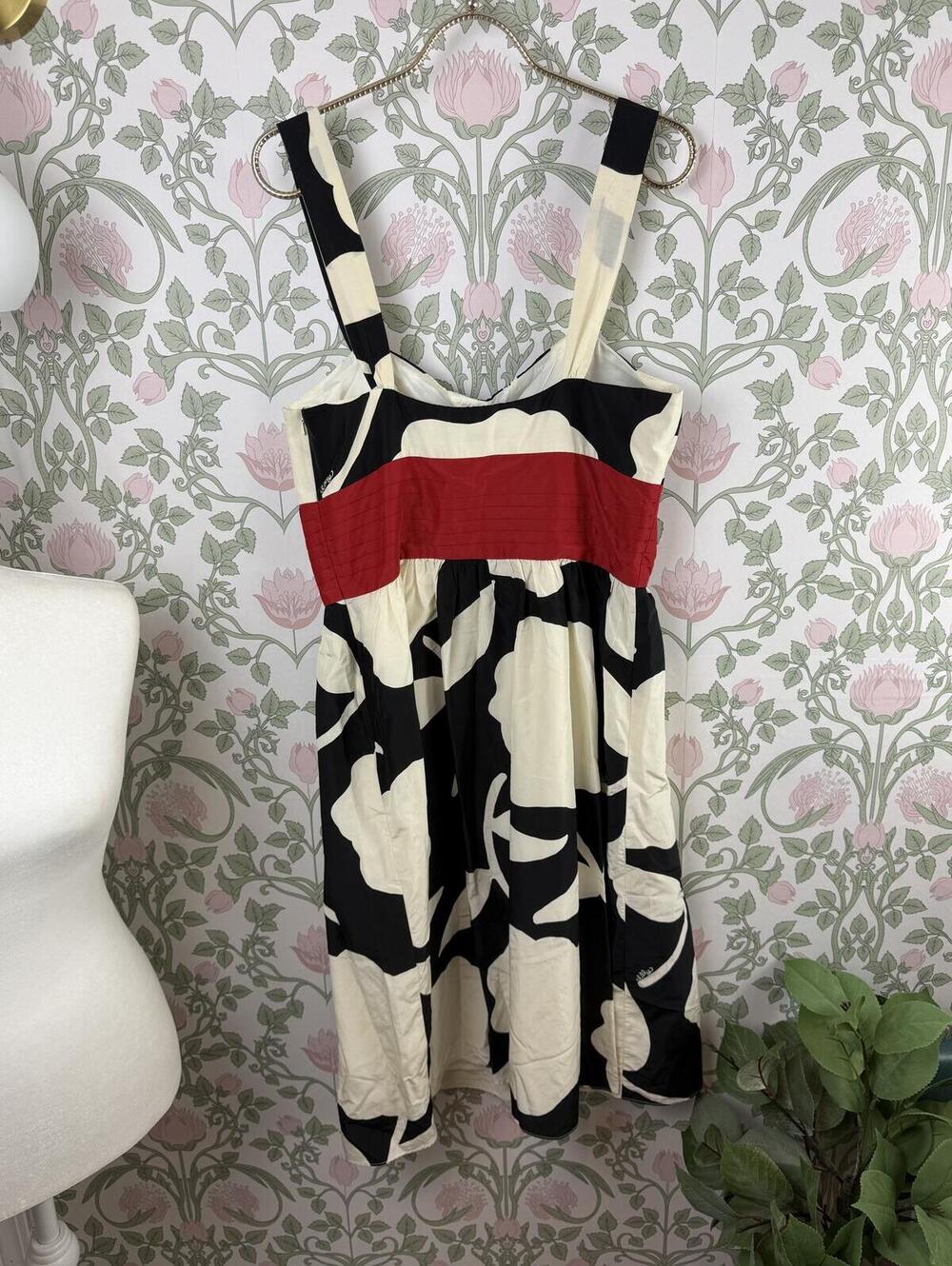 Lilly Pulitzer Black & Cream Silk Blend Red Waistband Dress - Size - Size - 12 - Picture 4 of 8